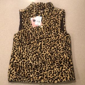 NWT Girls leopard lined vest size L